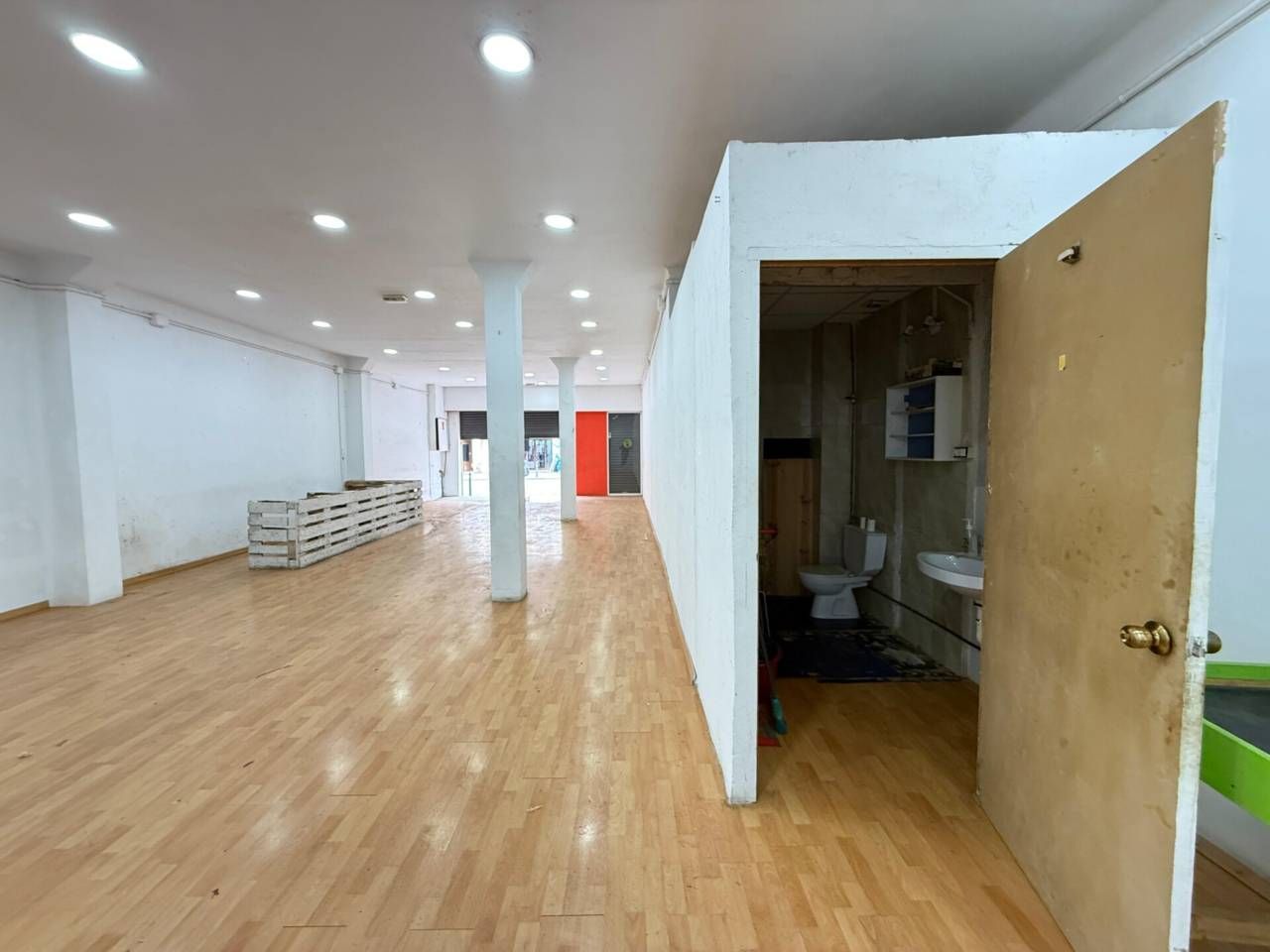 Local en venta en Sabadell con Aire acondicionado y Alarma