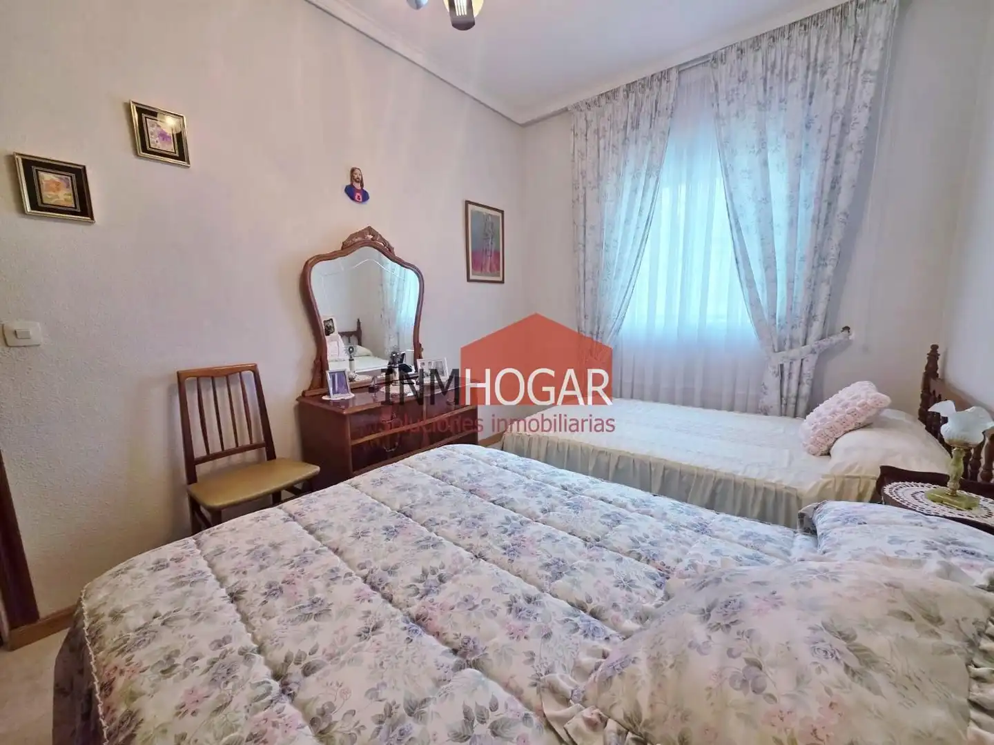 Dormitori de Casa o xalet en venda en Herradón de Pinares, Ávila