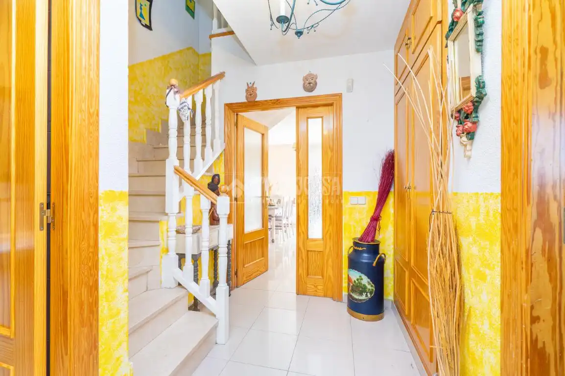 Casa adosada en venta en Colmenar Viejo con Aire acondicionado, Jardín privado y Terraza