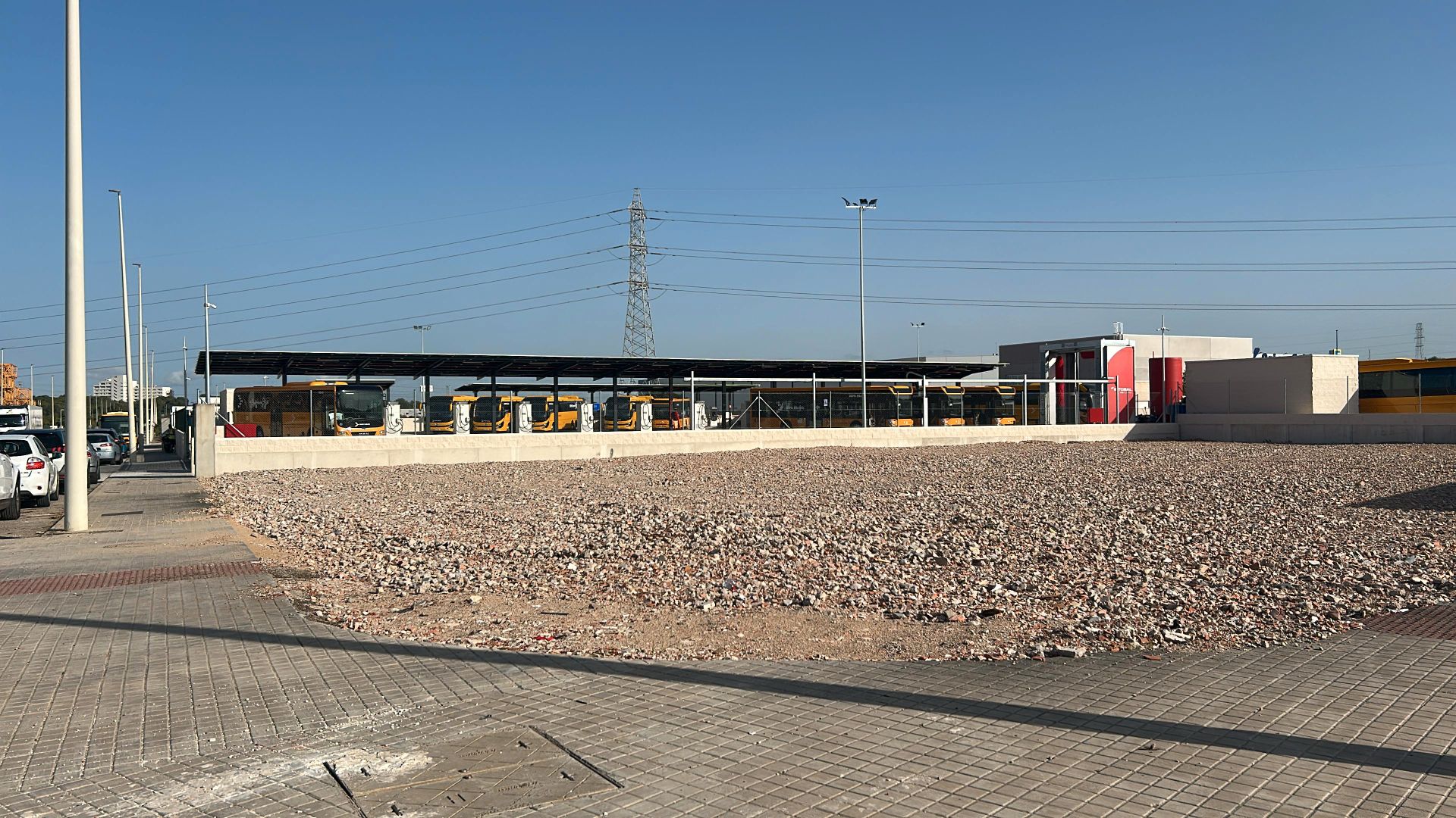 Aparcament de Nau industrial en venda en San Antonio de Benagéber