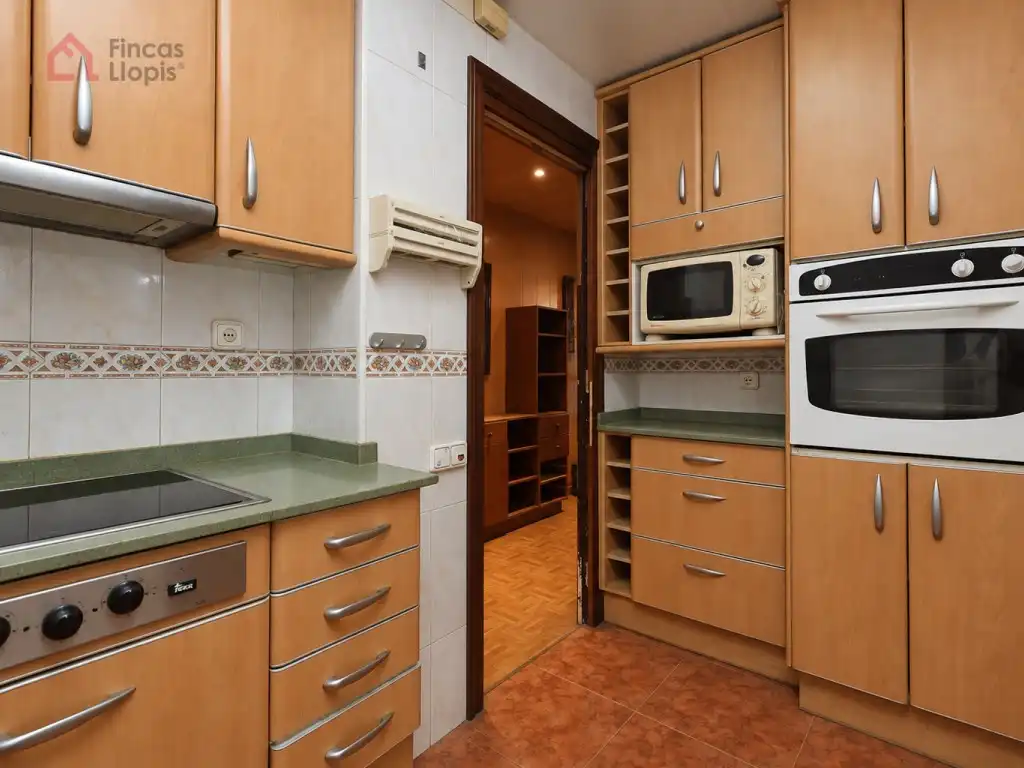 Appartamento con terrazza in vendita a Paseo Zona Franca 122, imagen 15