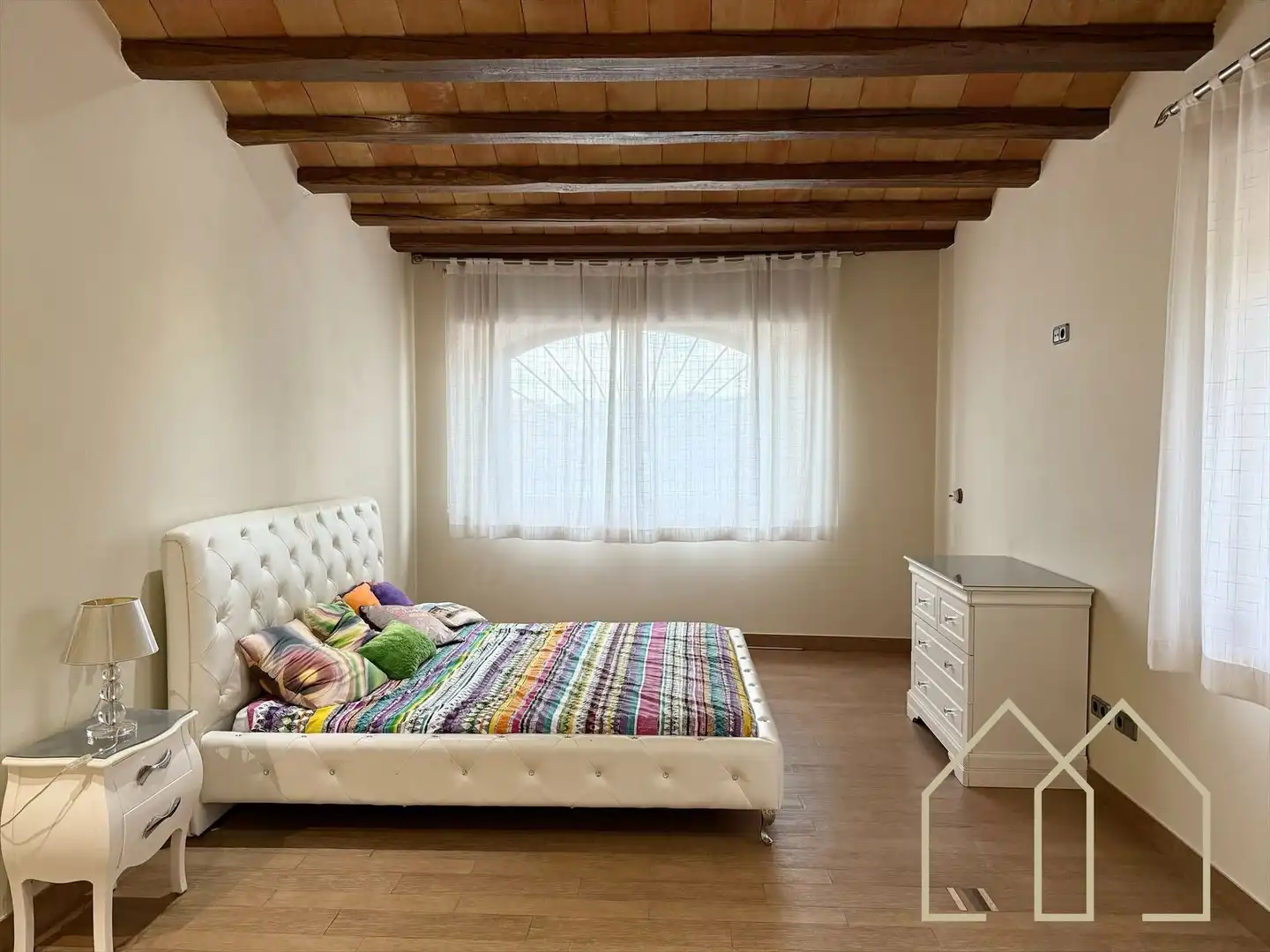 Habitación de Casa o chalet en venta en Sant Joan de Mollet con Aire acondicionado, Calefacción y Jardín privado