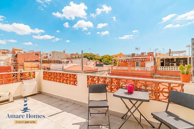 Casa adosada en Venta en Carrer de Pau Claris en Diagonal - Colomeres