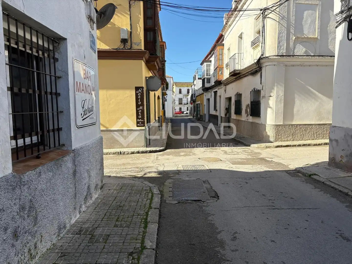 Exterior view of Commercial properties for sale in Sanlúcar de Barrameda