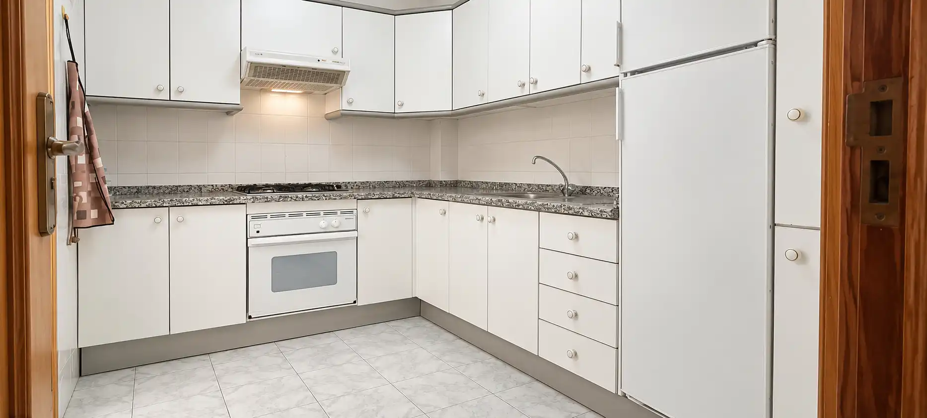Flat with lift for sale in Calle Bélgica, imagen 9