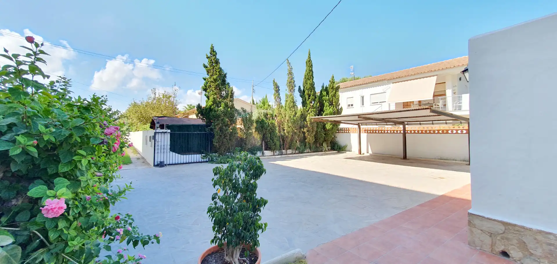 Exterior view of Houses for rent in Dénia  with Air Conditioner, Heating and Private garden