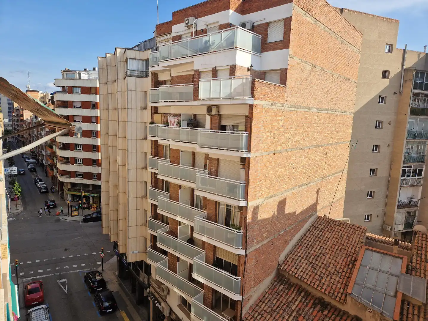 Piso con terraza en venta en Instituts - Universitat, imagen 12