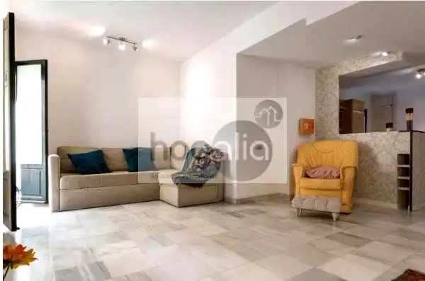 Sala de estar de Piso de alquiler en Sevilla con Aire acondicionado, Terraza y Amueblado