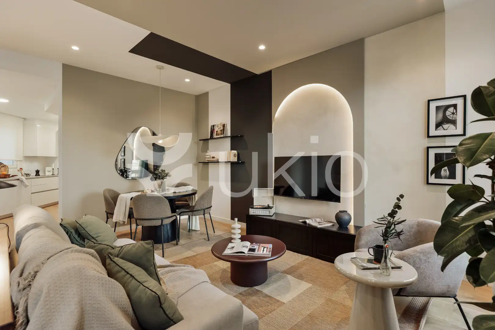 Apartamento con terraza en alquiler en Gran Via de les Corts Catalanes, imagen 10