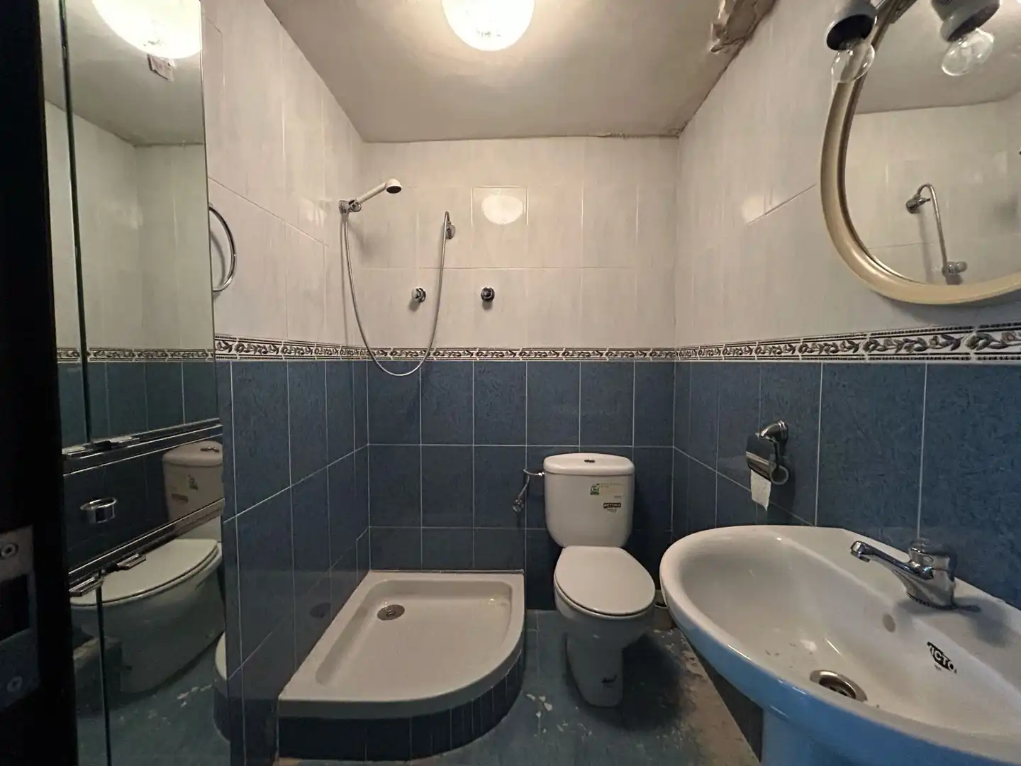 Casa adosada en venta en Hoyos