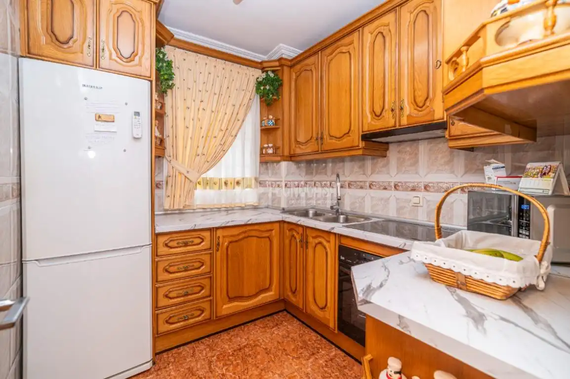 Cocina de Piso en venta en Linares con Aire acondicionado, Terraza y Balcón
