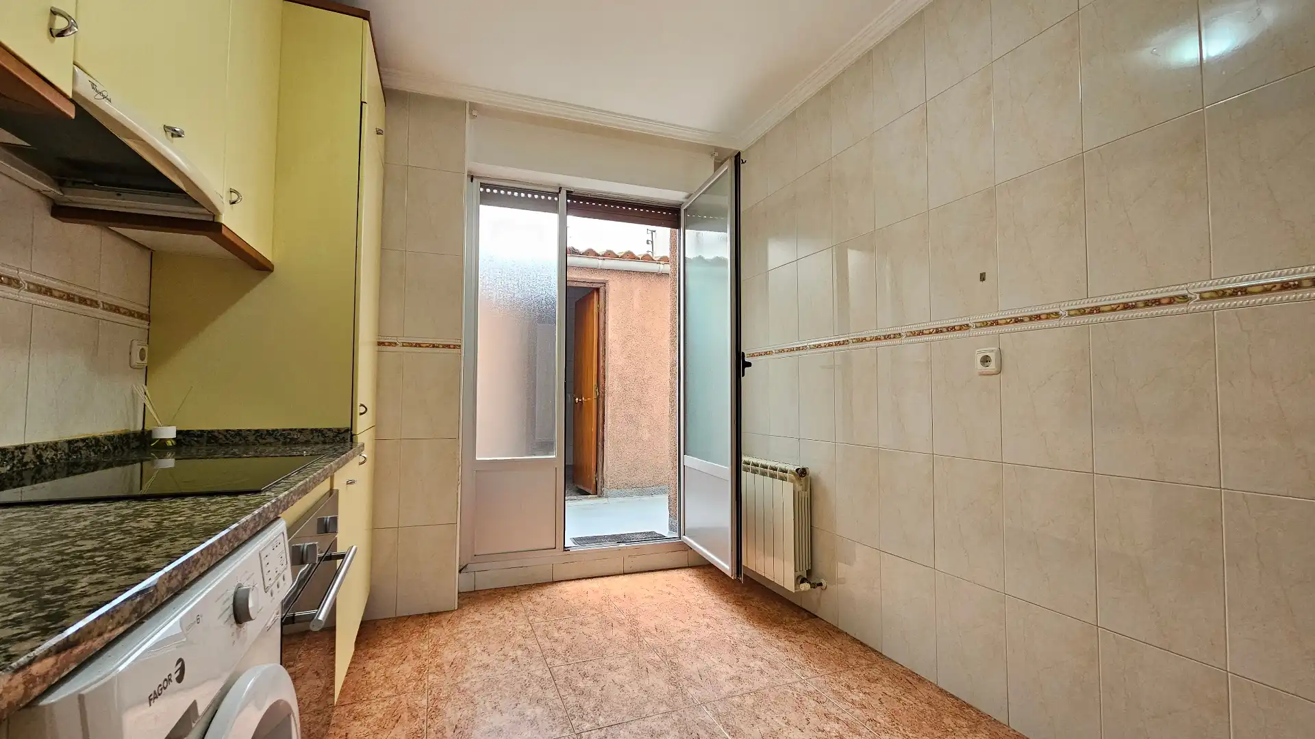 Cocina de Piso en venta en Vitoria - Gasteiz con Calefacción, Parquet y Trastero