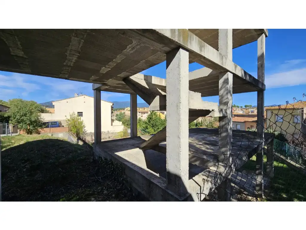 Außenansicht von Residential zum Verkauf in Capmany