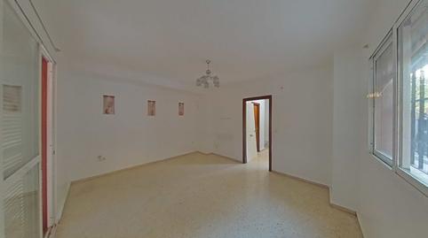 Foto 3 de Dúplex en venda a Los Barrios, Cádiz