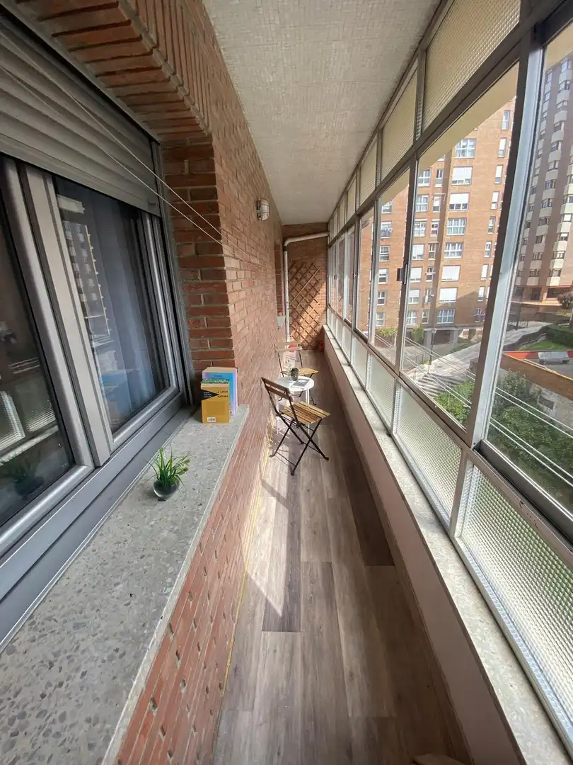 Terraza de Piso de alquiler en Oviedo  con Calefacción