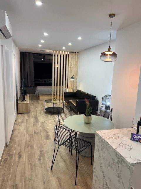 Living room of Study to rent in Torremolinos  with Air Conditioner, Heating and Furnished