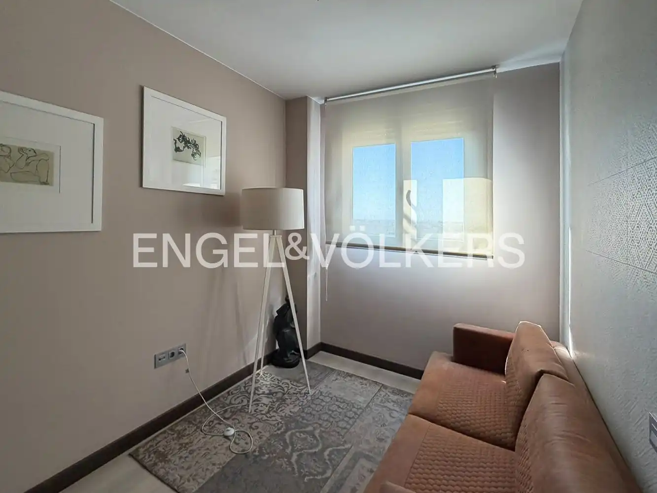 Bedroom of Flat for rent in Valencia  with Air Conditioner, Heating and Terrace