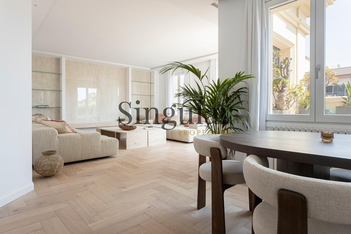 Living room of Attic for sale in  Barcelona Capital  with Air Conditioner, Heating and Terrace