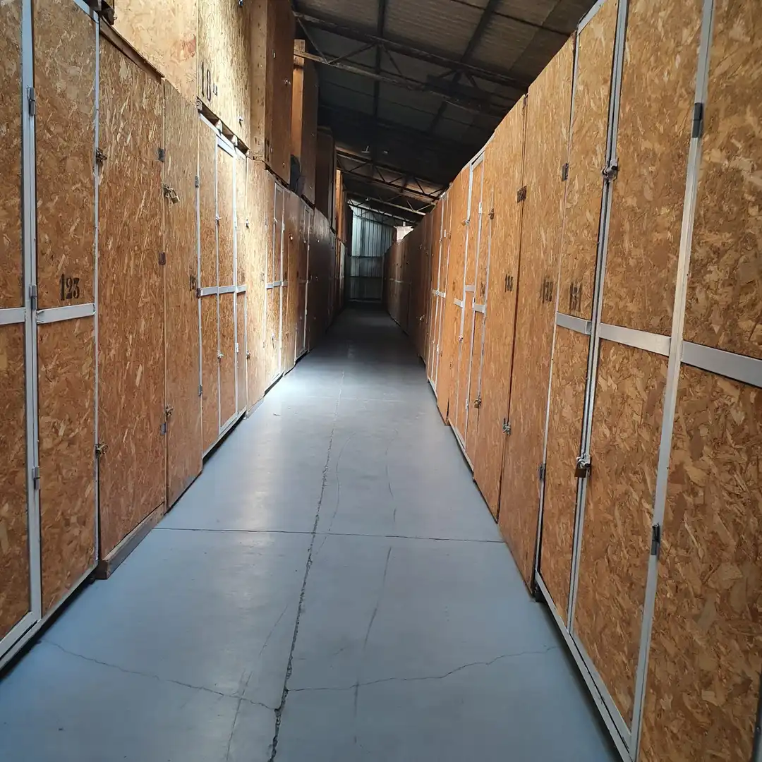 Storage room for rent in Madrid  with Alarm