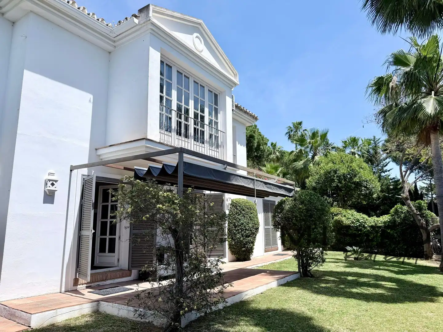 Casa amb piscina de lloguer a CL CASARES-UR ROCIO NAGUELES 
MARBELLA (MÁLAGA)