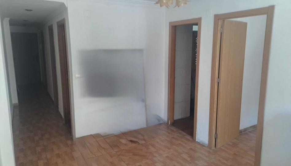 Foto 1 de Piso en venta en Héroe de Sostoa, 85, Parque Ayala - Jardín de la Abadía - Huelín, Málaga