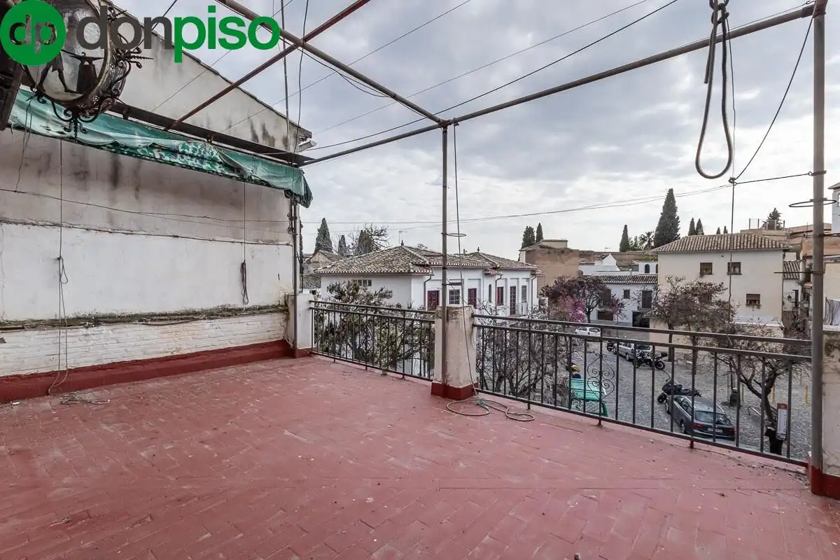 Casa con balcón en venta en Plaza DE ABAD 8, imagen 2