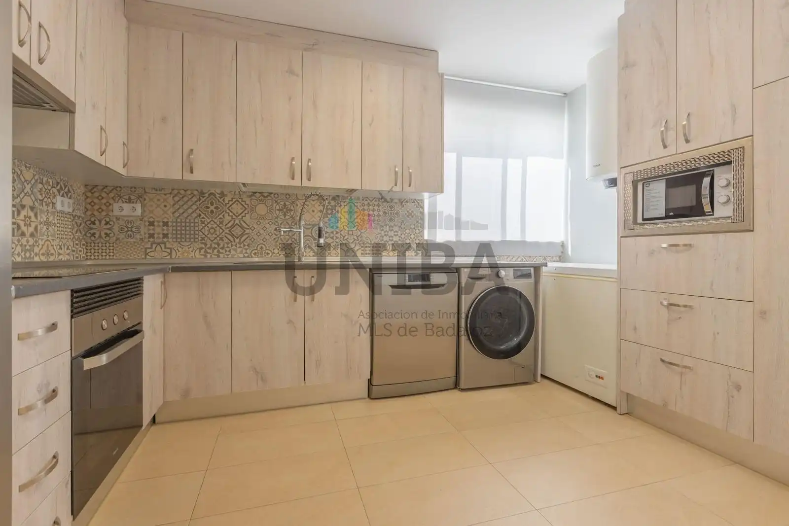 Kitchen of Flat for sale in Ciudad Jardín
