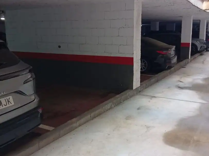 Parkplatz von Garage zur Miete in Horta - Guinardó