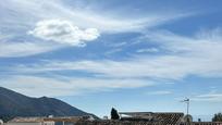 Vista exterior de Dúplex en venda en Mijas amb Calefacció i Terrassa