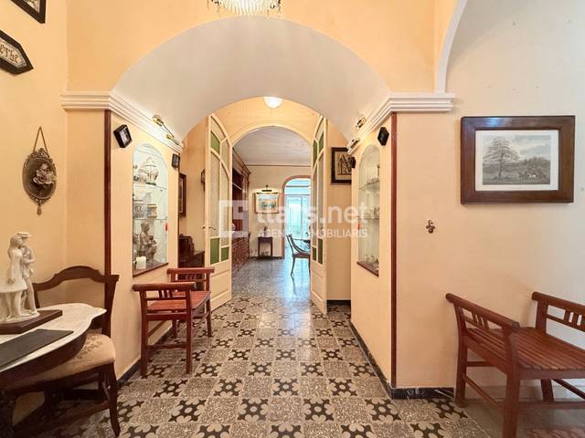 Casa adosada en Venta en Carrer de Cuba en Centre Vila