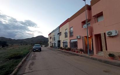 Vista exterior de Casa adosada en venda en La Unión amb Aire condicionat