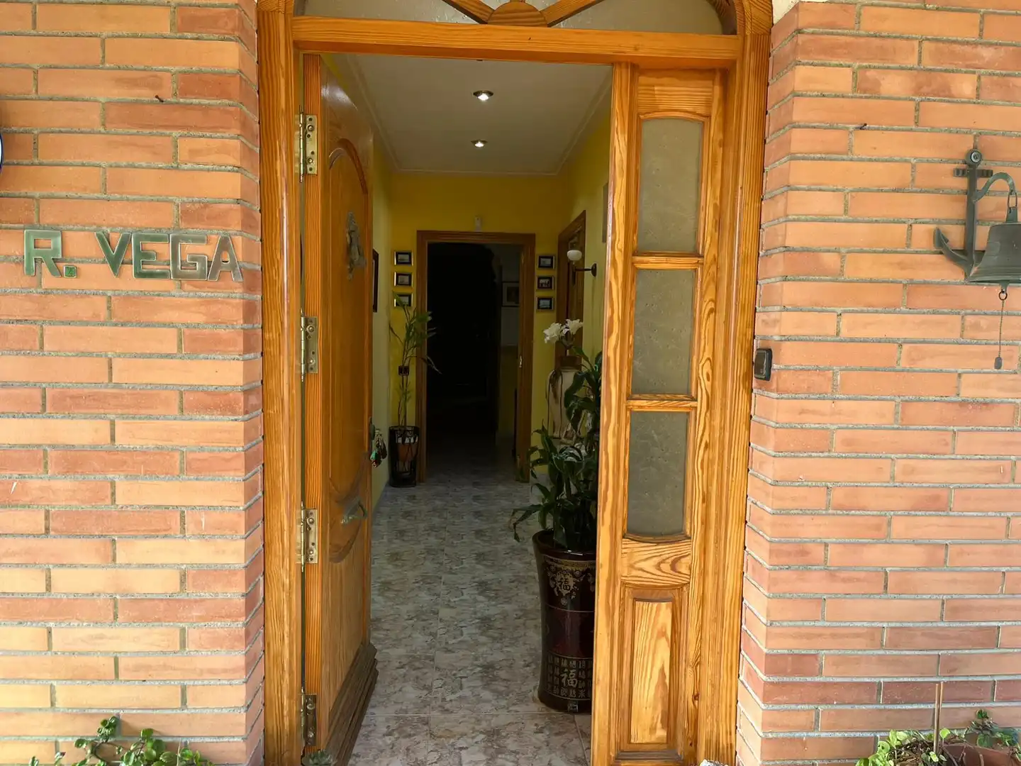 Detached house with pool for sale in El Catllar, imagen 3