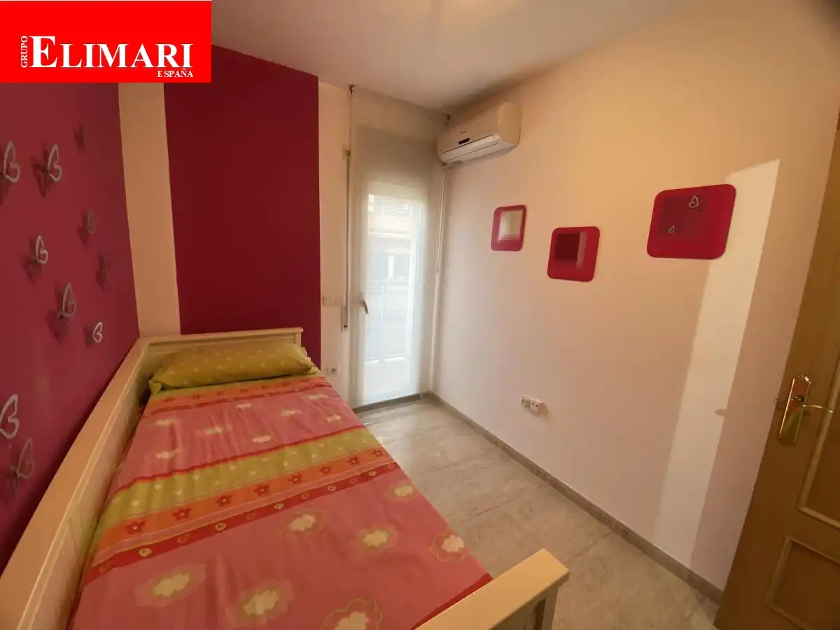 Habitación de Apartamento en venta en La Ràpita con Aire acondicionado, Calefacción y Terraza