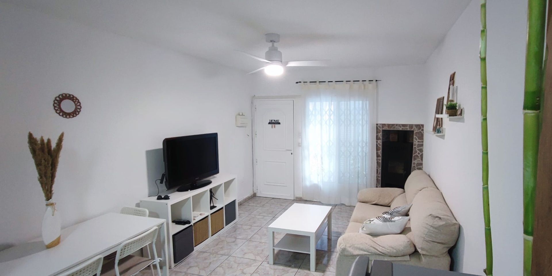 Living room of Duplex to rent in Torrevieja  with Air Conditioner, Heating and Private garden