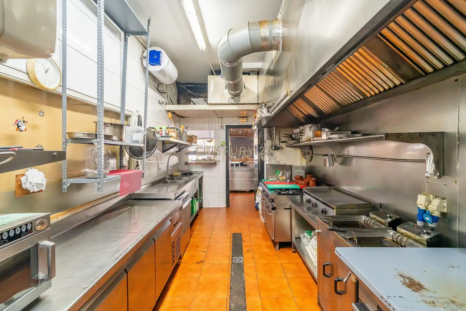 Cocina de Local en traspaso en Fuengirola con Aire acondicionado y Alarma