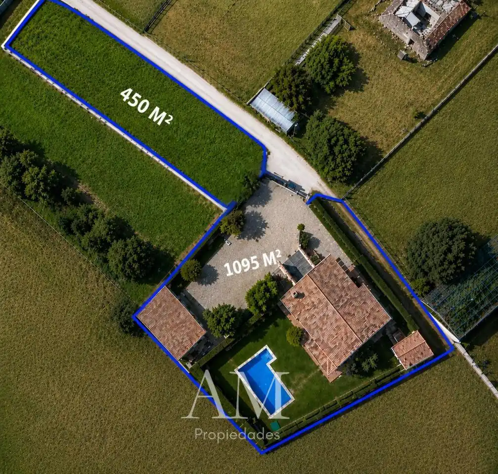 Chalet con piscina en venta en Zamanes, imagen 3