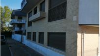 Exterior view of Flat for sale in Navalperal de Pinares  with Heating, Parquet flooring and Swimming Pool