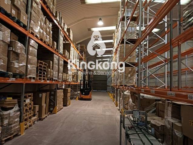 Nave industrial en Alquiler en Loeches
