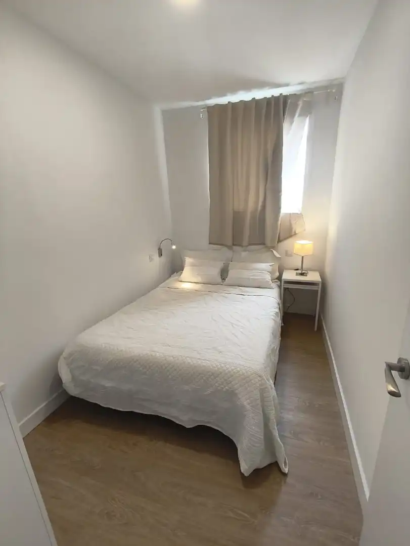 Schlafzimmer von Wohnung zur Miete in Las Palmas de Gran Canaria mit Parkett, Möbliert und Waschmaschine
