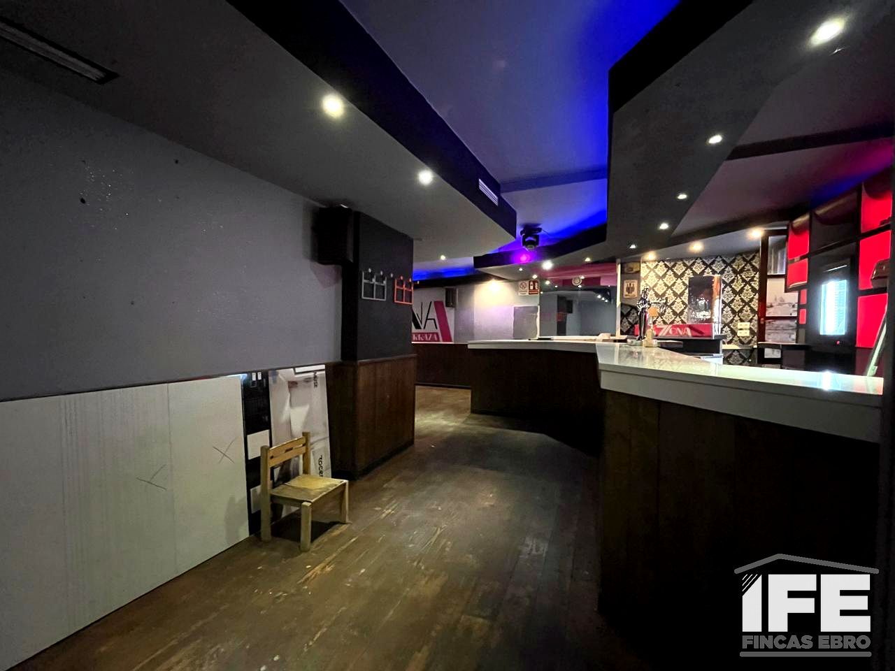 Local en venta en Alagón con Aire acondicionado