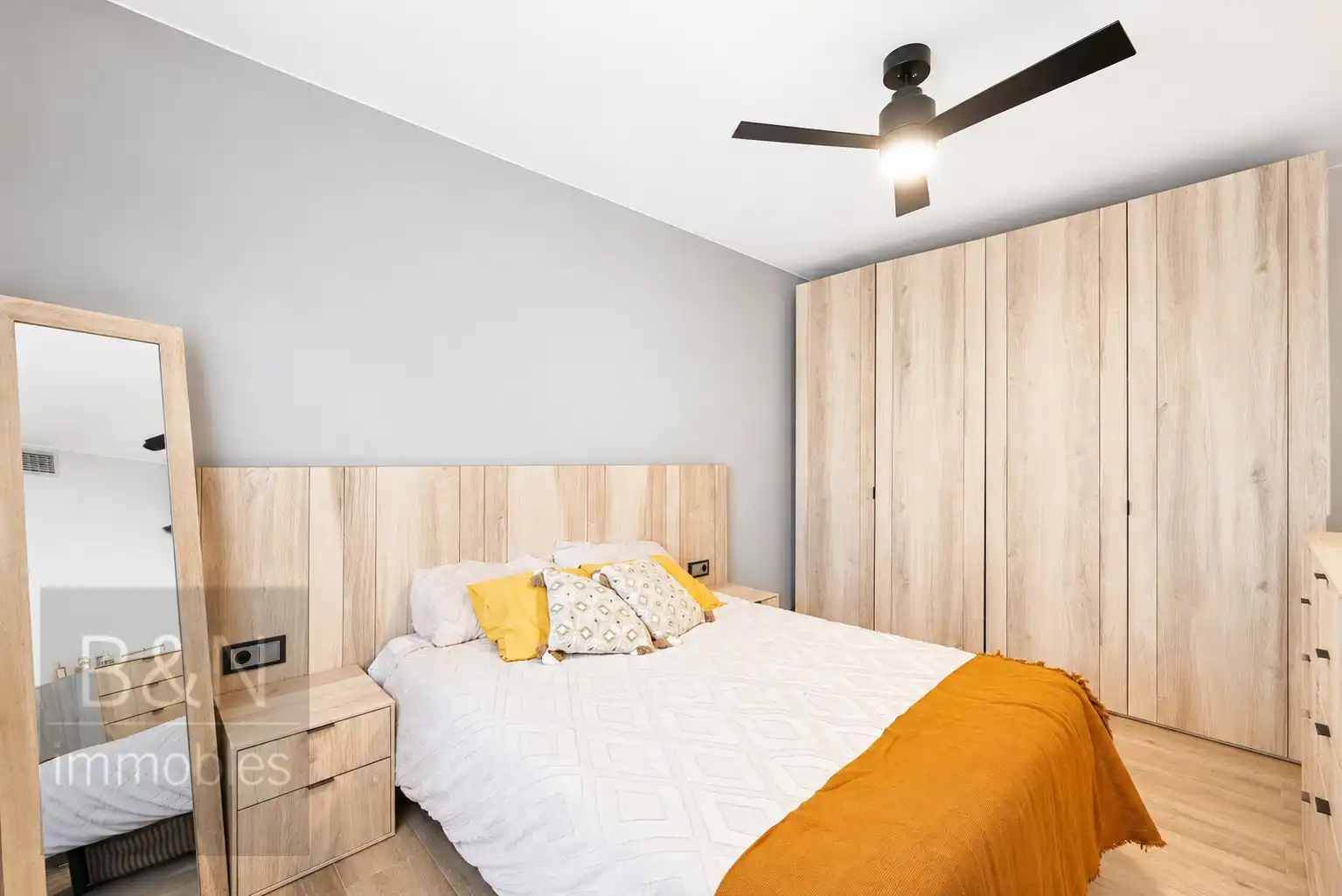 Habitación de Piso en venta en Terrassa con Aire acondicionado y Balcón