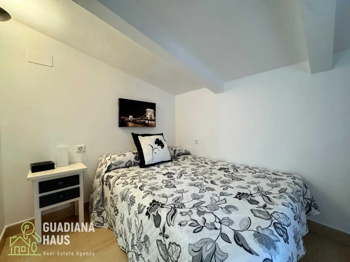 Habitación de Apartamento en venta en Ayamonte con Terraza y Trastero