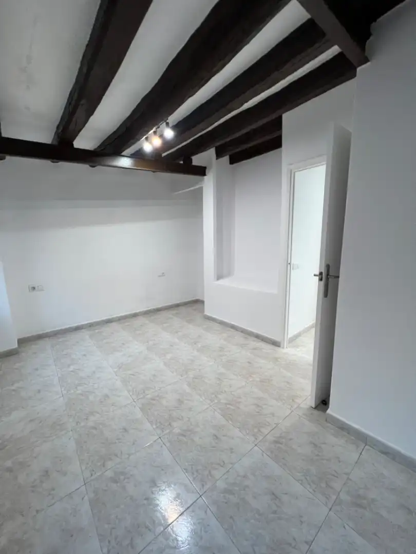 Attic for rent in Carrer de Sant Antoni, Centre