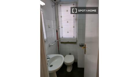 Foto 5 de Apartament per a compartir a San Pedro de Deusto - La Ribera, Bizkaia