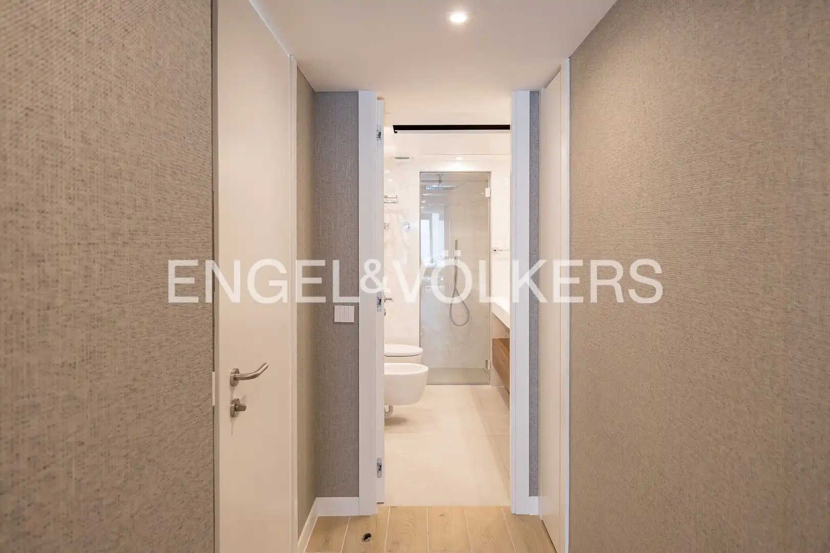 Piso en venta en Madrid con Aire acondicionado, Calefacción y Jardín privado