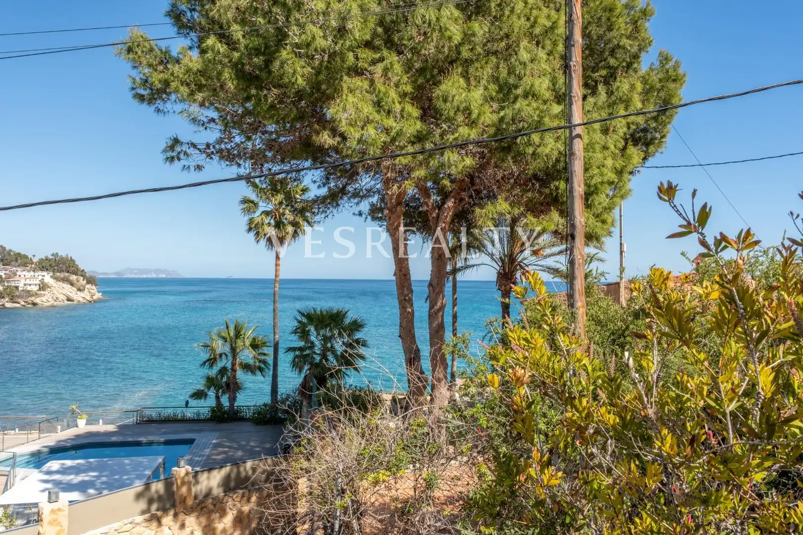 Vista exterior de Casa o xalet en venda en El Campello amb Calefacció, Jardí privat i Terrassa