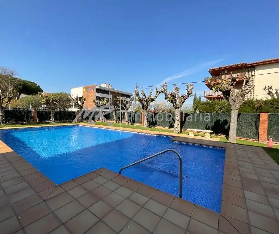 Piscina de Àtic en venda en Gavà amb Aire condicionat, Calefacció i Jardí privat