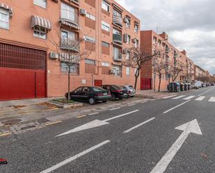 Exterior view of Flat for sale in  Granada Capital