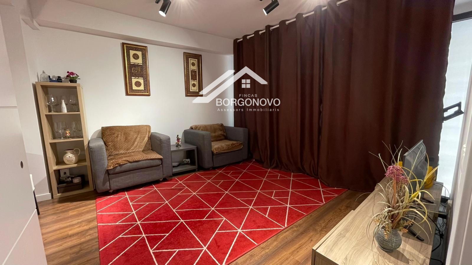 Duplex for sale in  Barcelona Capital  with Air Conditioner and Furnished