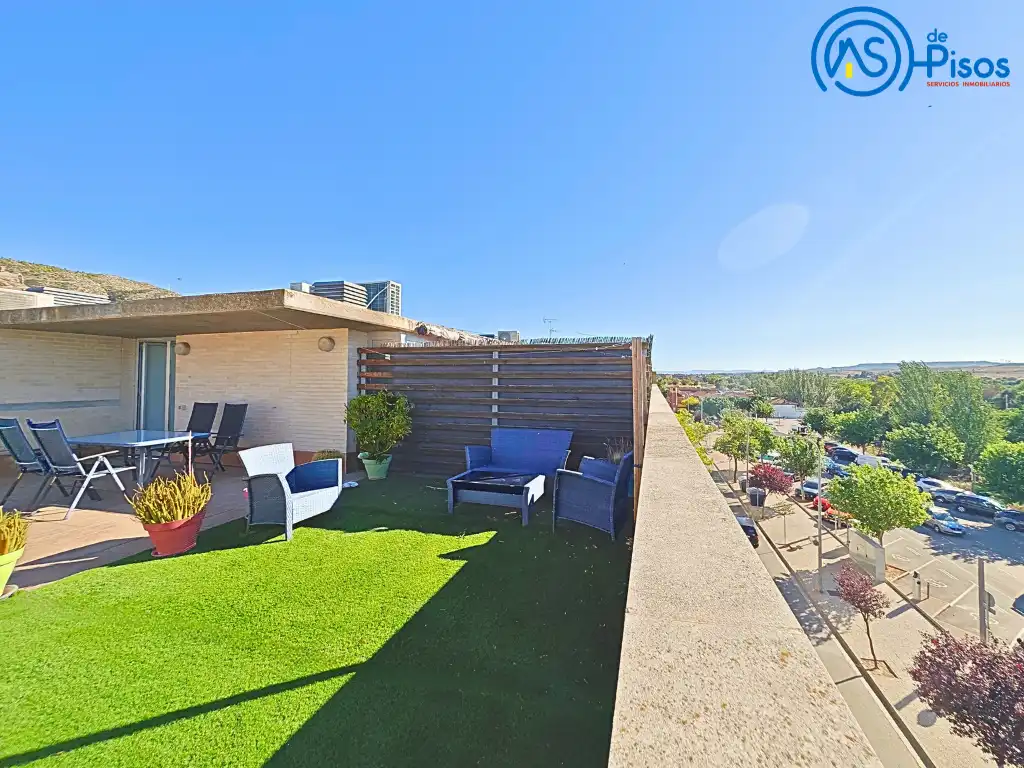 Terraza de Piso de alquiler en Cadrete con Calefacción, Jardín privado y Parquet